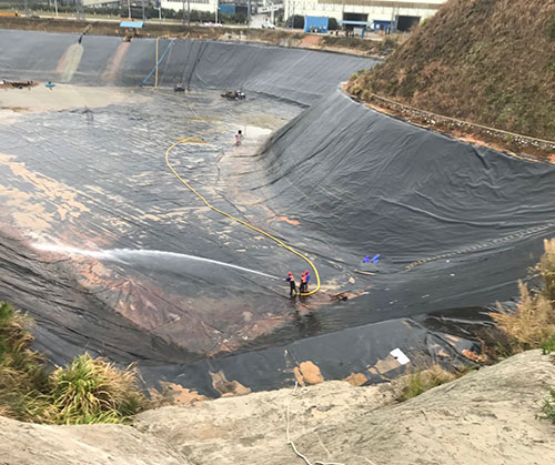 沁县废水池清理